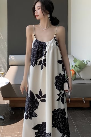 BACKORDER - Agnesa Floral Maxi Dress