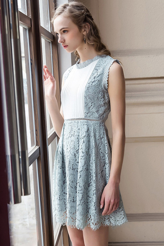 INSTOCK - Madolen Lace Dress