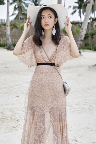 INSTOCK - Elayna Floral Lace Batwing Dress 