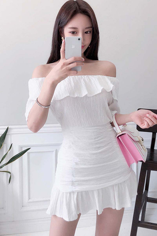 BACKORDER - Kayile Off Shoulder Top With Skirt Set In White