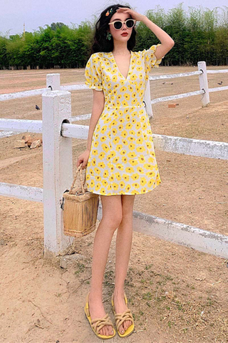 BACKORDER - Avella V-Neck Sunflower Printed Dress (Short)