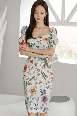 BACKORDER - Fiolyn Floral Print Sleeve Dress