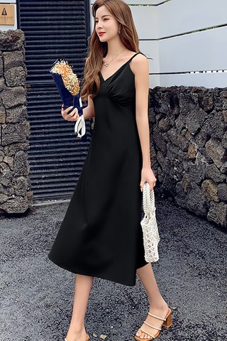 BACKORDER - Faziae V-Neck Sleeveless Dress In Black