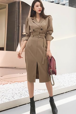BACKORDER - Jaelia Crop Top With Skirt Set In Brown