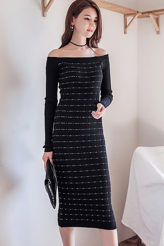 BACKORDER - Zovy Cold Shoulder Sleeve Knit Dress In Black