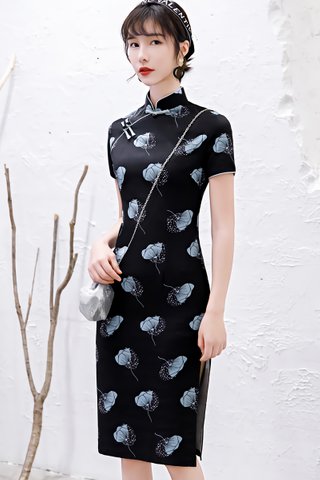 BACKORDER - Lindy Knot Button Floral Cheongsam In Black 