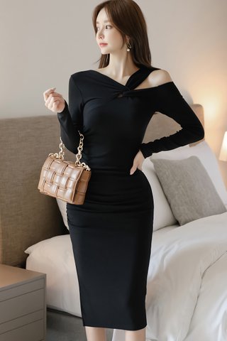 BACKORDER - Bernise Cold Shoulder Sleeve Dress In Black