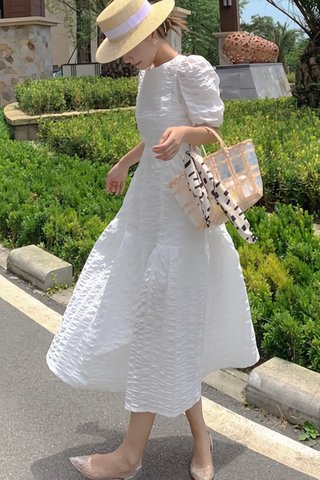 BACKORDER - Victoria Back Tie Crinkled Dress In White