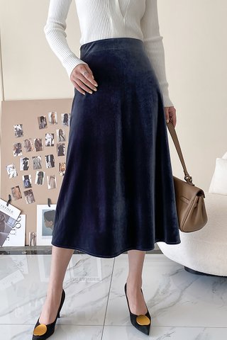 BACKORDER - Anaka High Waist Velvet Skirt In Grey