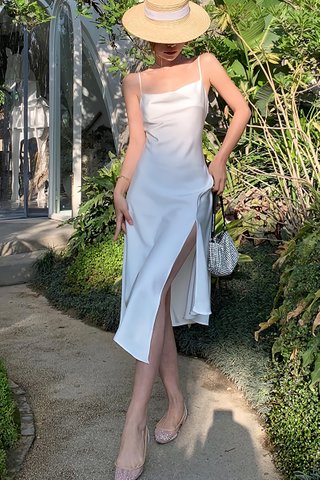 BACKORDER - Leanna Asymmetrical Hem Dress In White