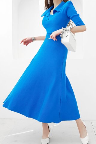 BACKORDER - Elmana Collar Knit Dress