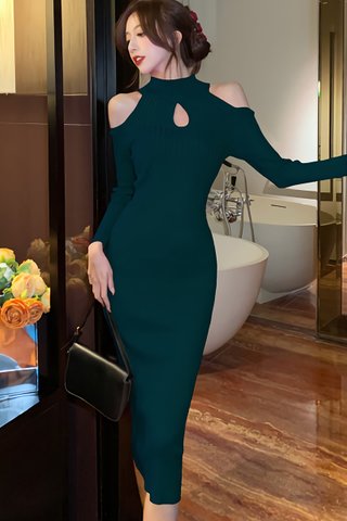 BACKORDER - Jerica Keyhole Knit Dress In Emerald Green