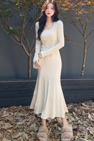 BACKORDER - Jorsa Sleeve Ruched Dress In Cream