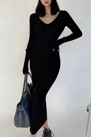 BACKORDER - Morise Sleeve Knit Dress In Black